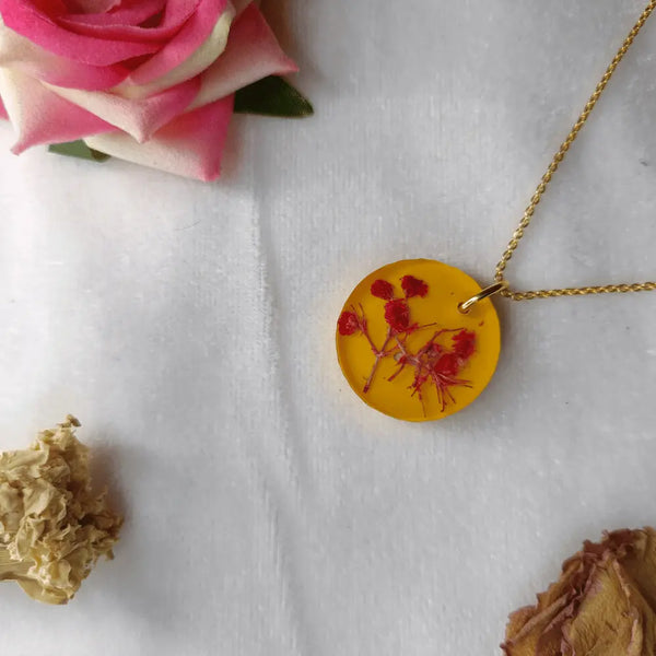 Resin Preserved Pendant For Wife, Mother or Girlfriend